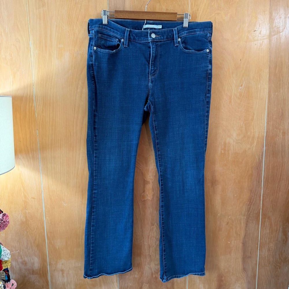 Levis Classic Bootcut Jeans Womens 16W Medium Wash Denim Blue Stretch‎ A08